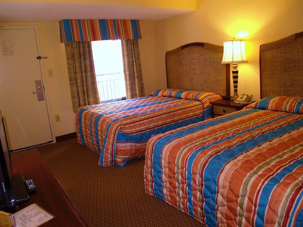 Resort Monterey Bay 3*