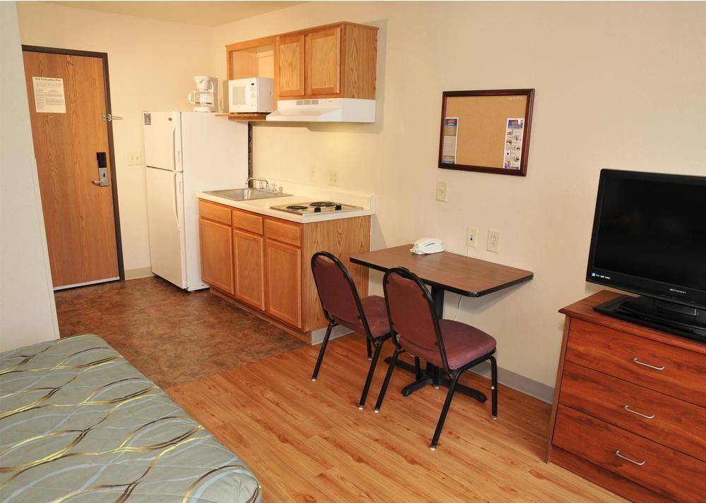 Hotel Woodspring Suites 2*