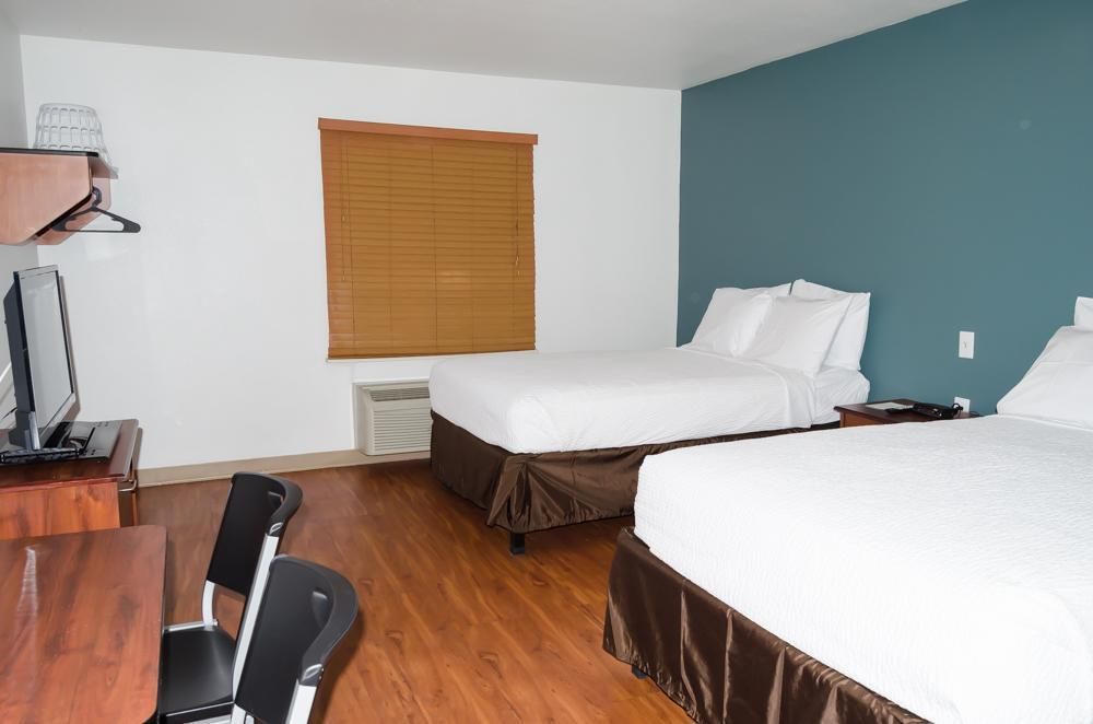 Hotel Woodspring Suites