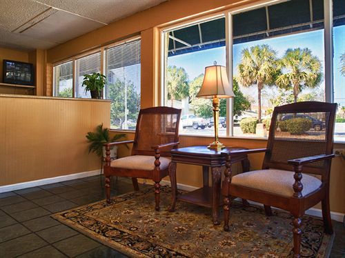 Rodeway Inn *