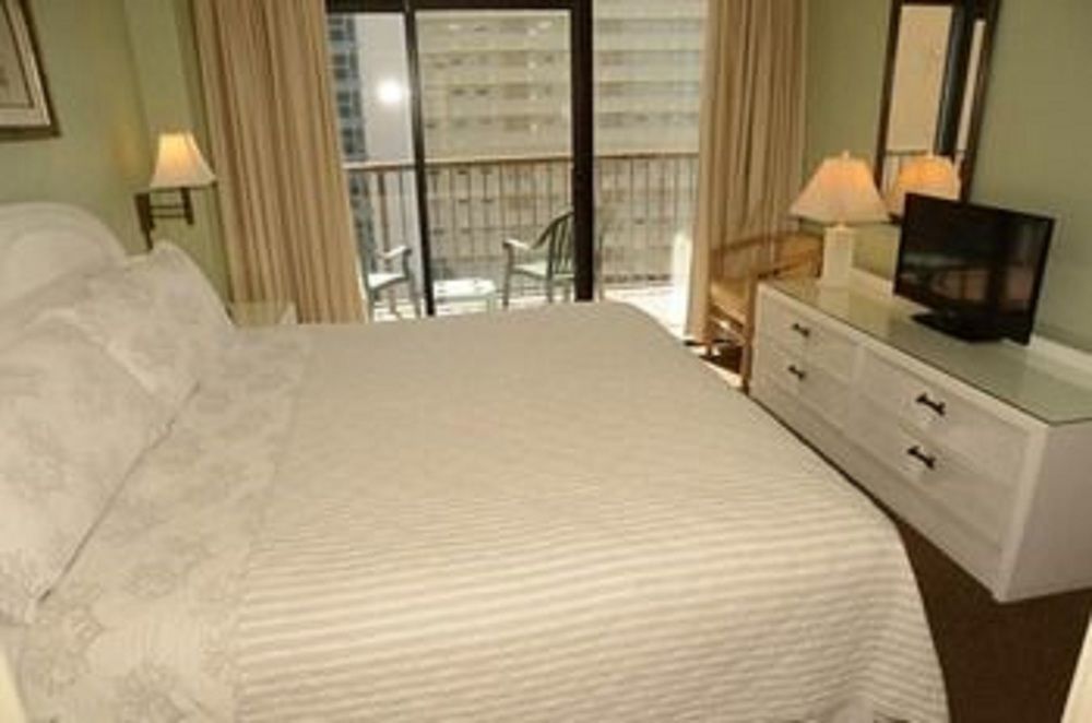 Colony Resort