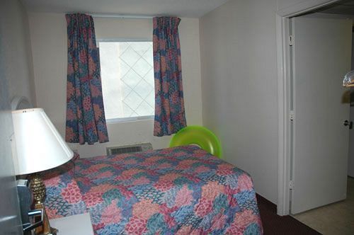 Resort Sea Dip Oceanfront 2*