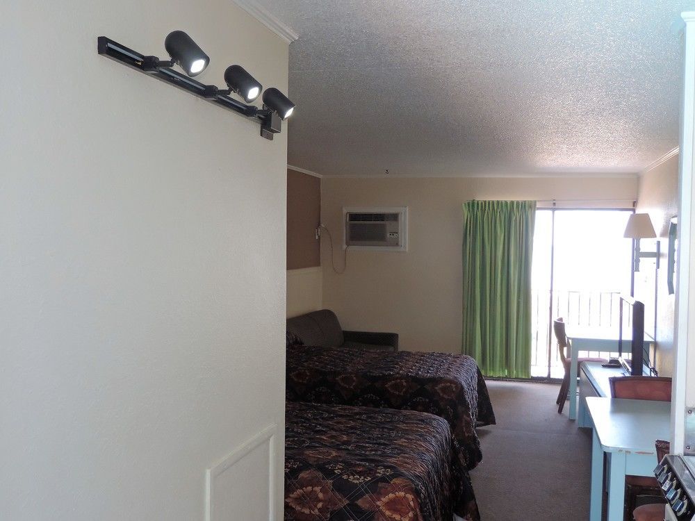 Sea Hawk Oceanfront