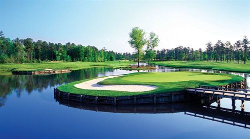 World Tour Golf Resort 3*