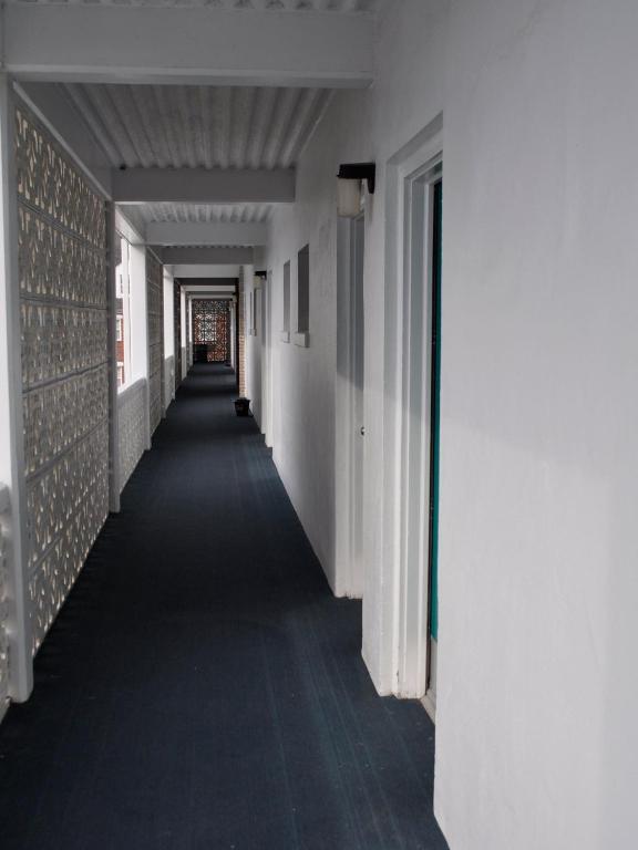 The Diplomat Family Motel