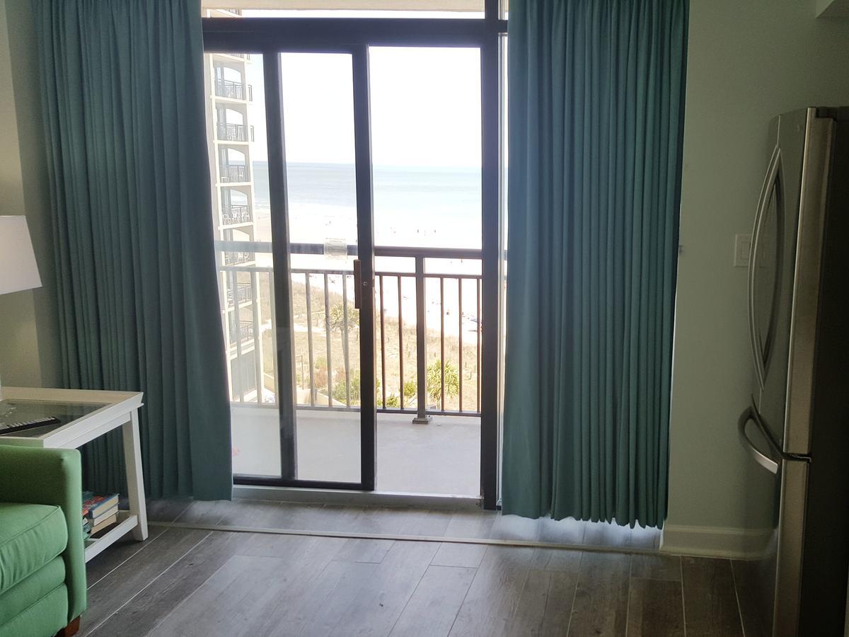 Newly Remodeled Ocean Front Penthouse Aparthotel *