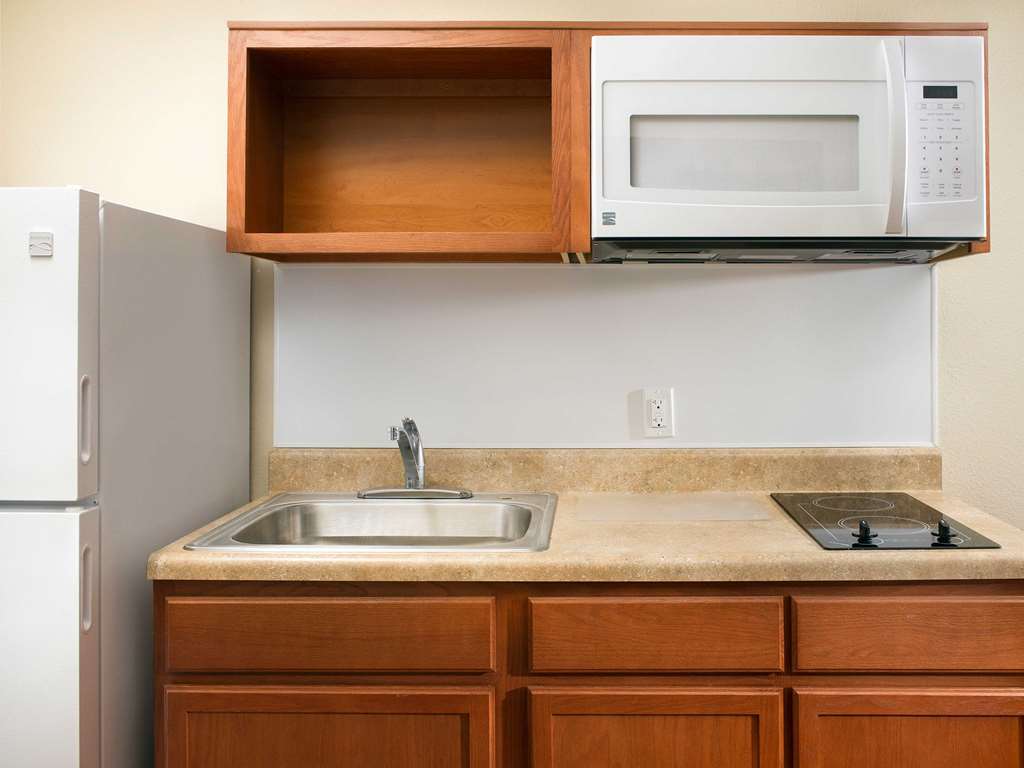 Woodspring Suites Hotel 2*