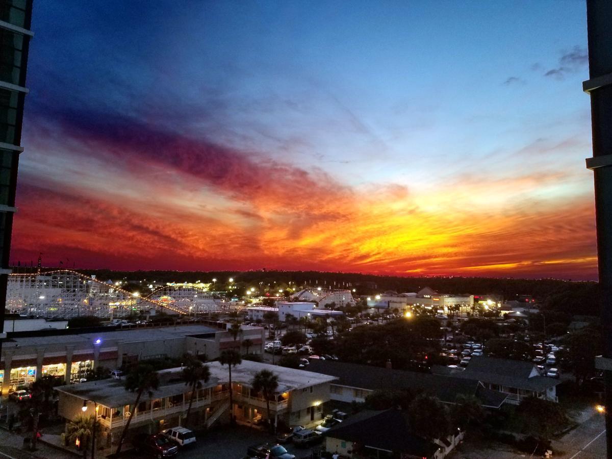 Resort Access! Chic 2-Br Escape With Pvt Balcony Aparthotel Myrtle Beach