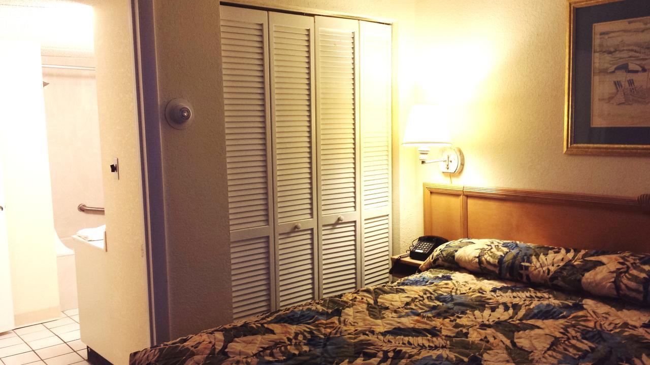 Yachtsman Oceanfront Resort