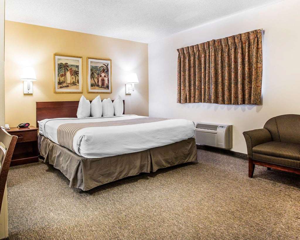 Hotel 6 Myrtle Beach, Sc 2*