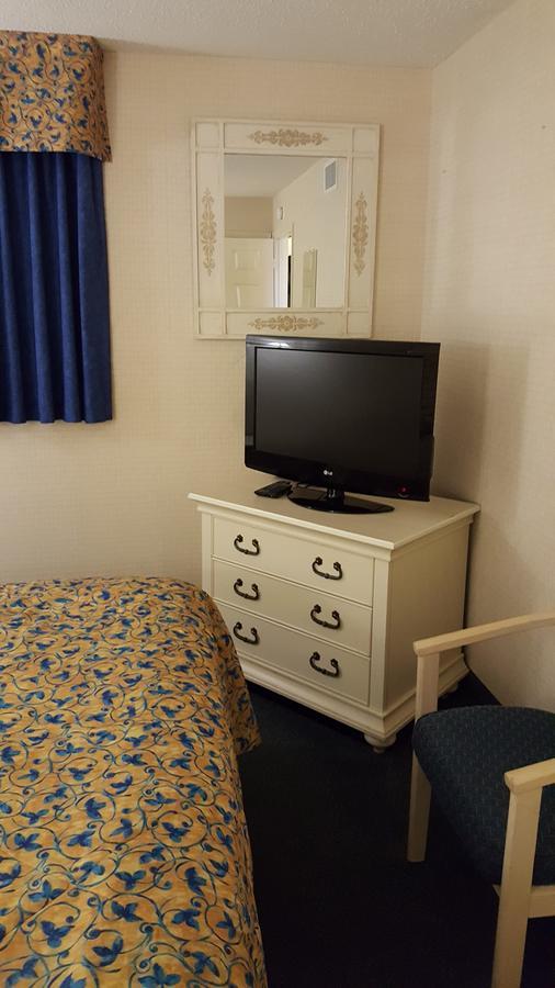 Jeffscondos - 3 Bedroom - Breakers