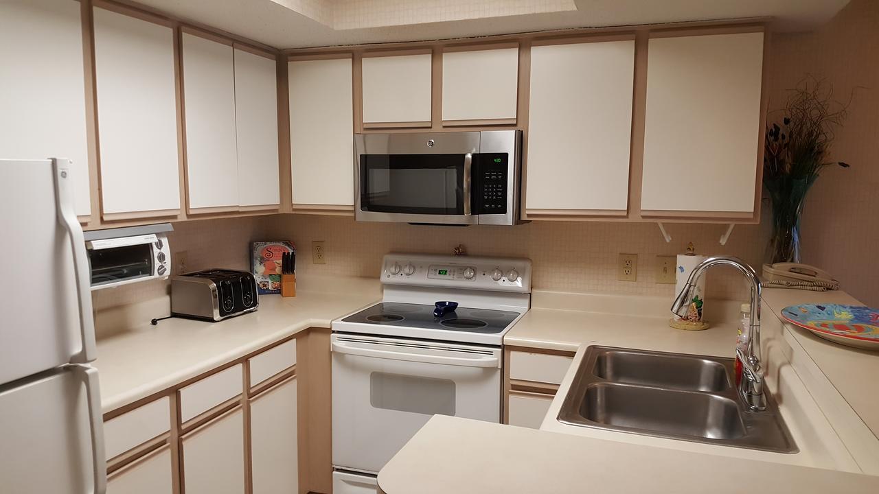 Jeffscondos - 3 Bedroom - Breakers Apartment