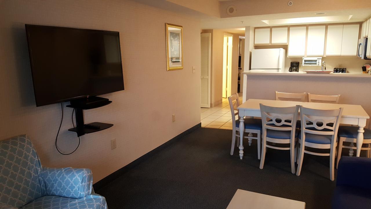 Jeffscondos - 3 Bedroom - Breakers Apartment