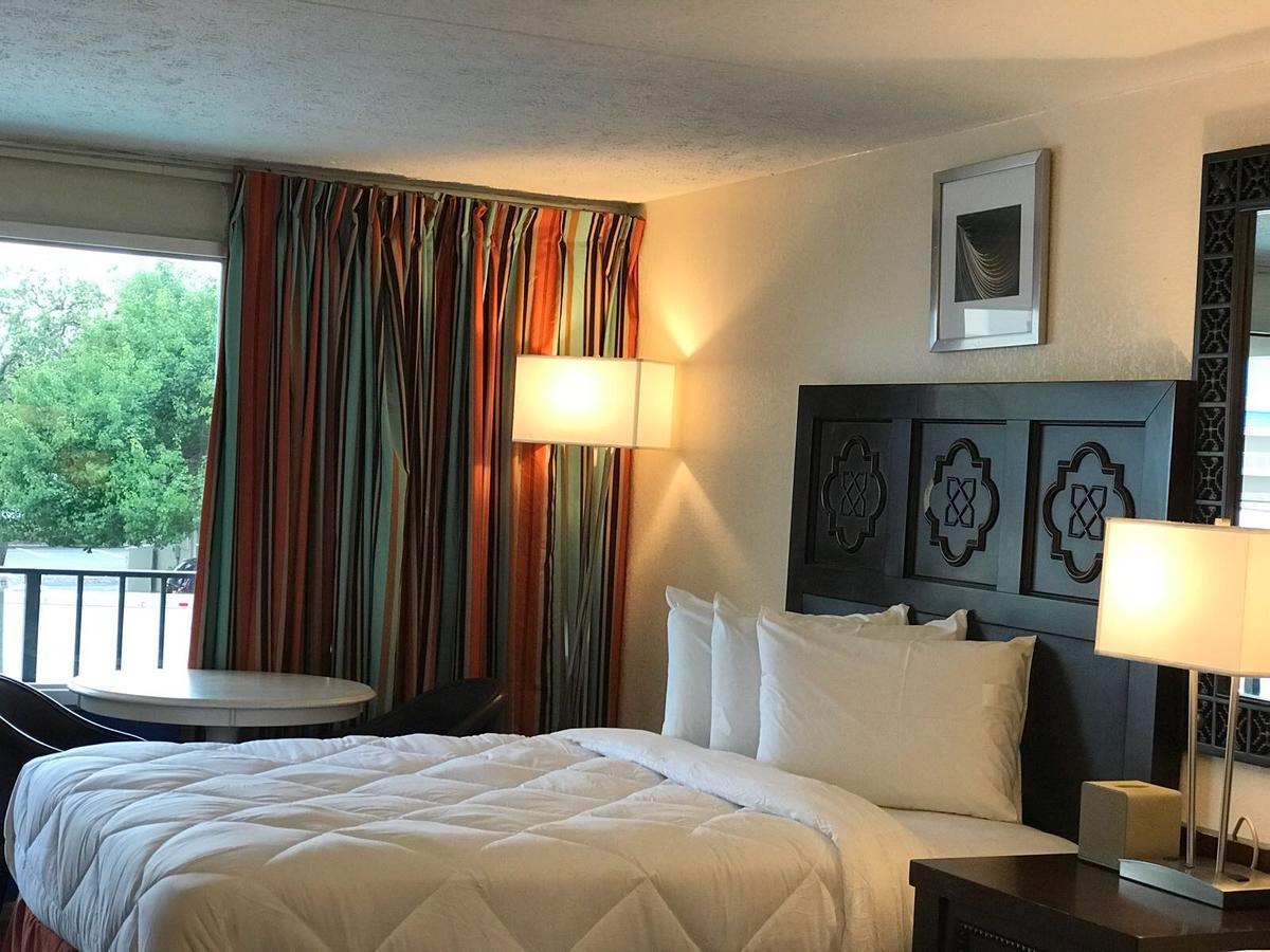 Ocean Breeze Motel Myrtle Beach