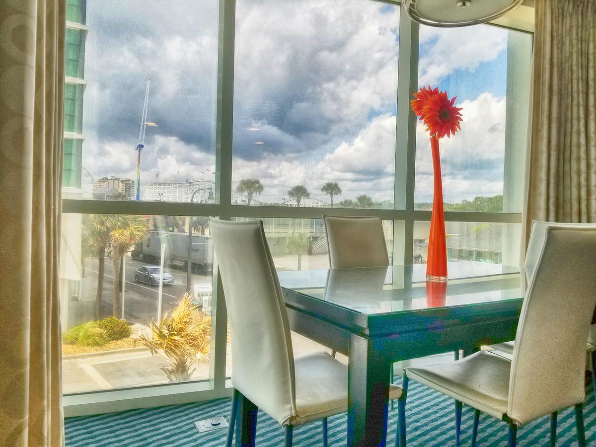 New Amazing Corneramazing Views Honeymoon Suite!