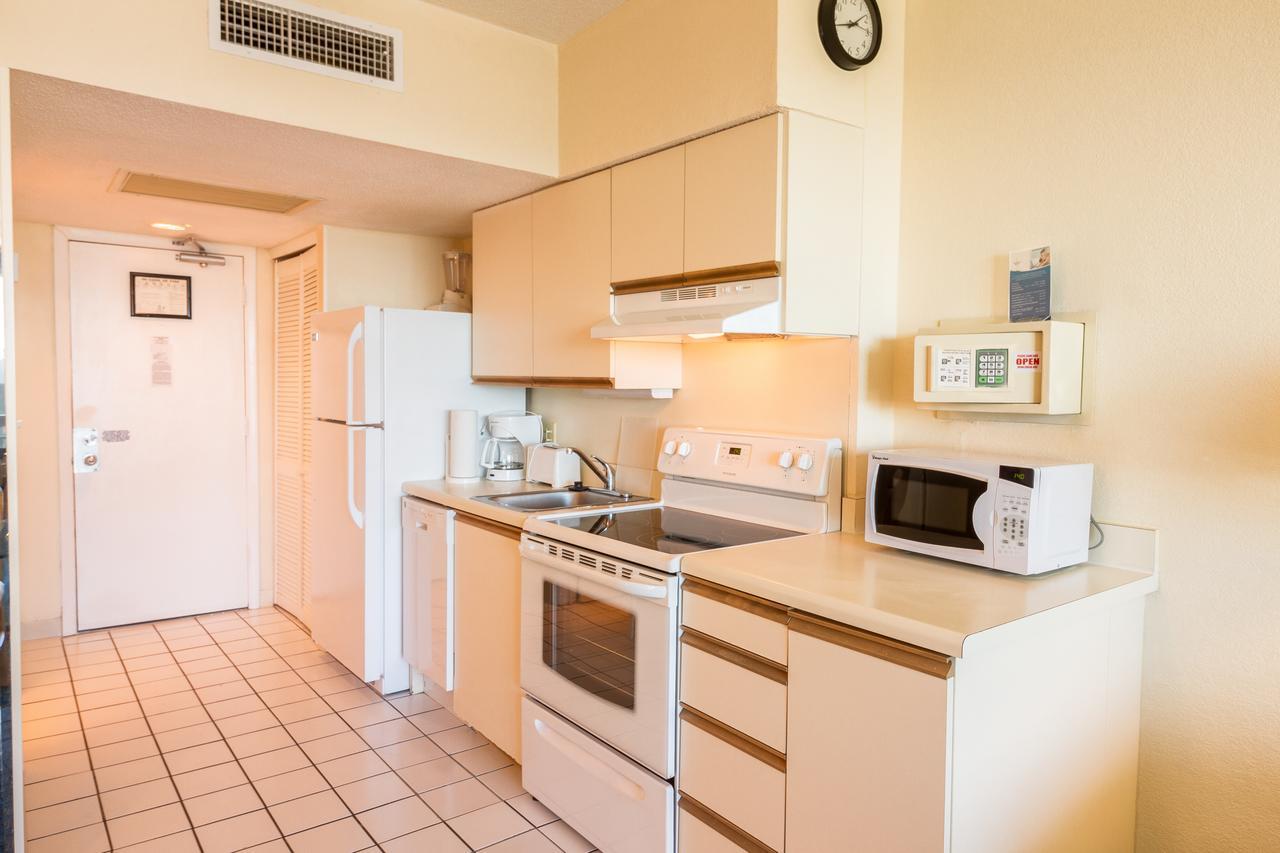 Resort Yachtsman Oceanfront