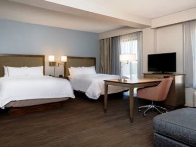Hampton Myrtle West Hotel