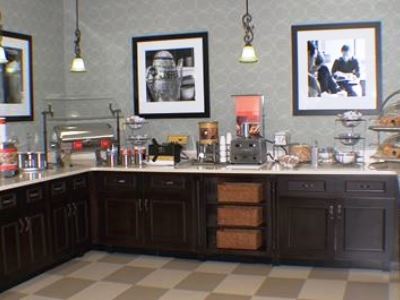 Hampton Myrtle West Hotel