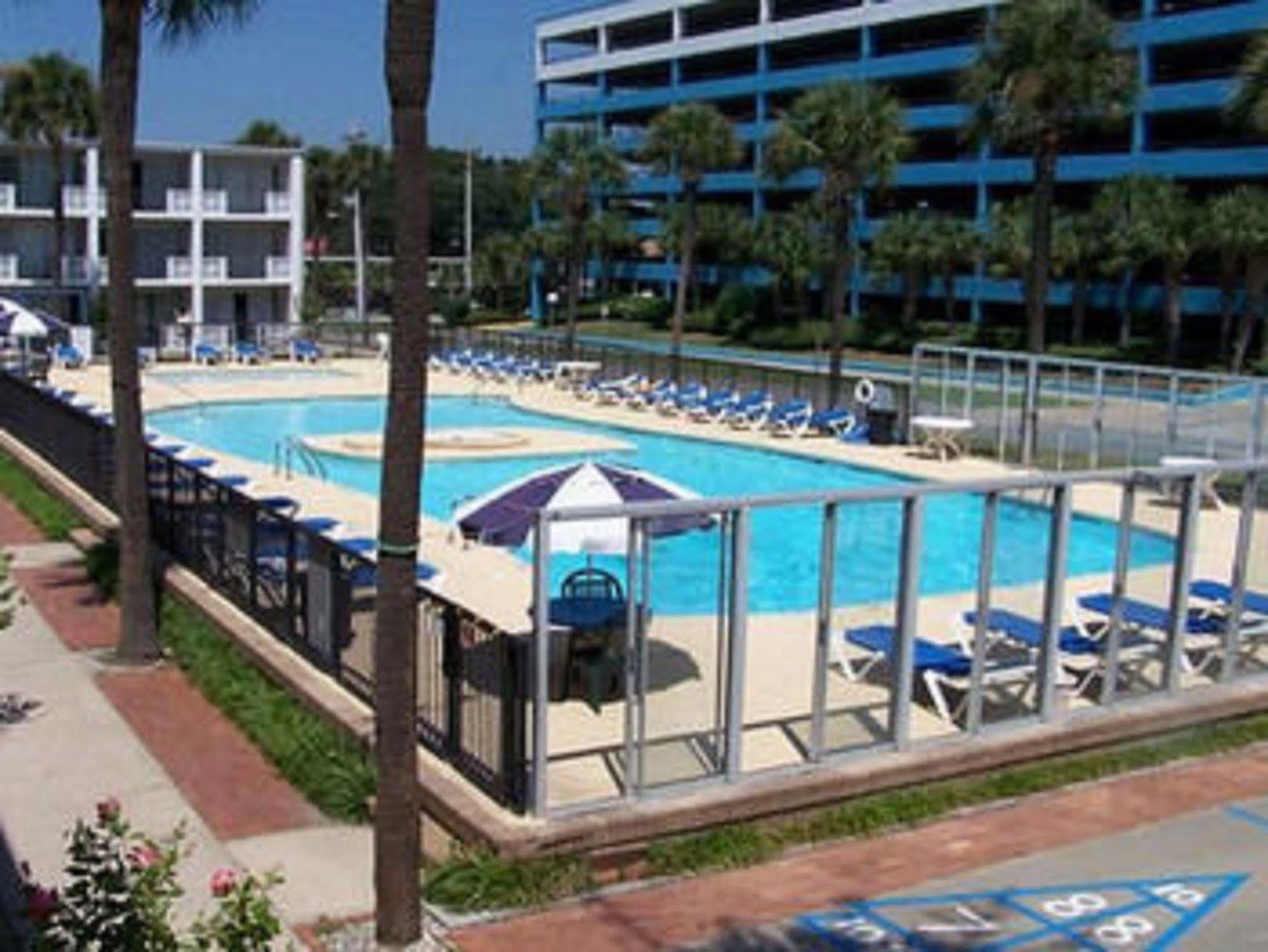 Wave Rider Hotel 4*