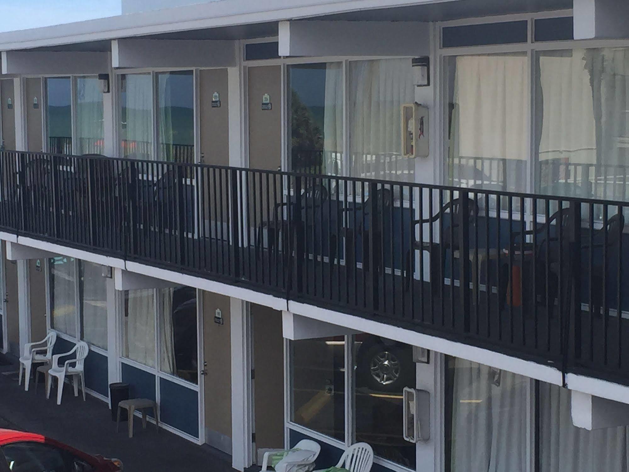 Motel Sea Hawk Oceanfront Myrtle Beach