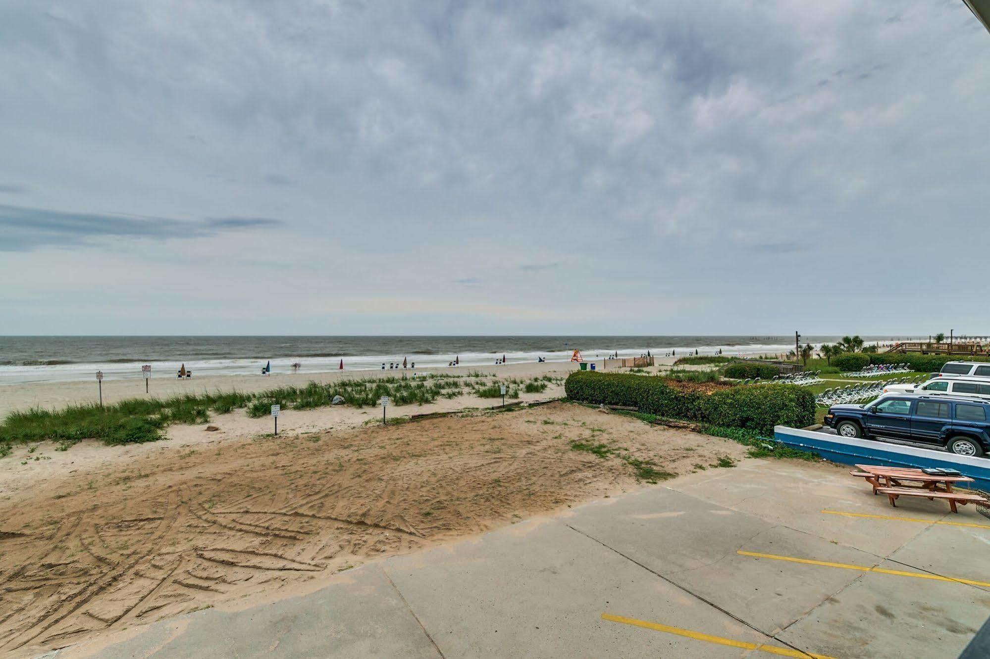 Sea Hawk Oceanfront Motel Myrtle Beach
