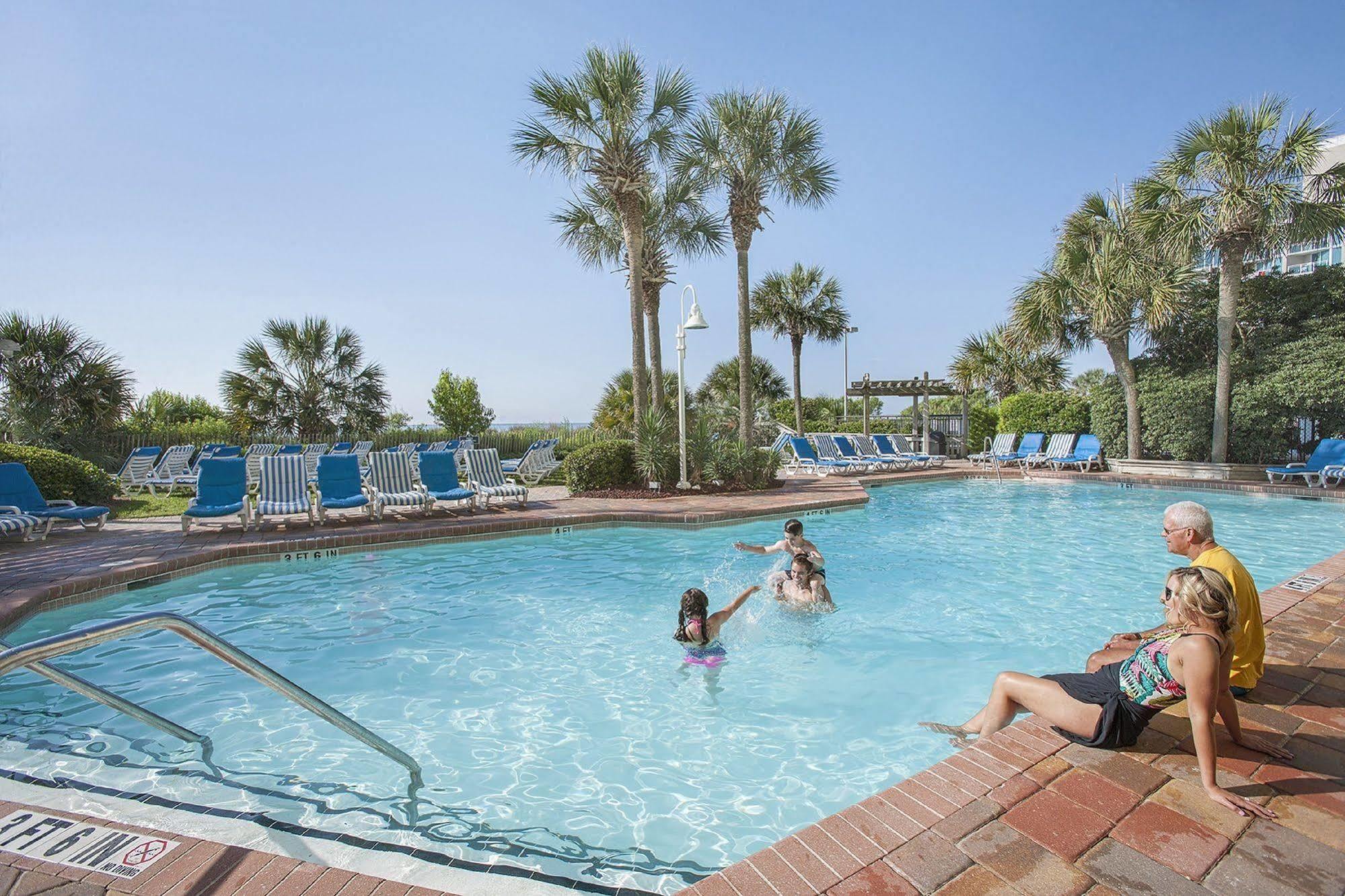 Sea Crest Oceanfront Resort 3*