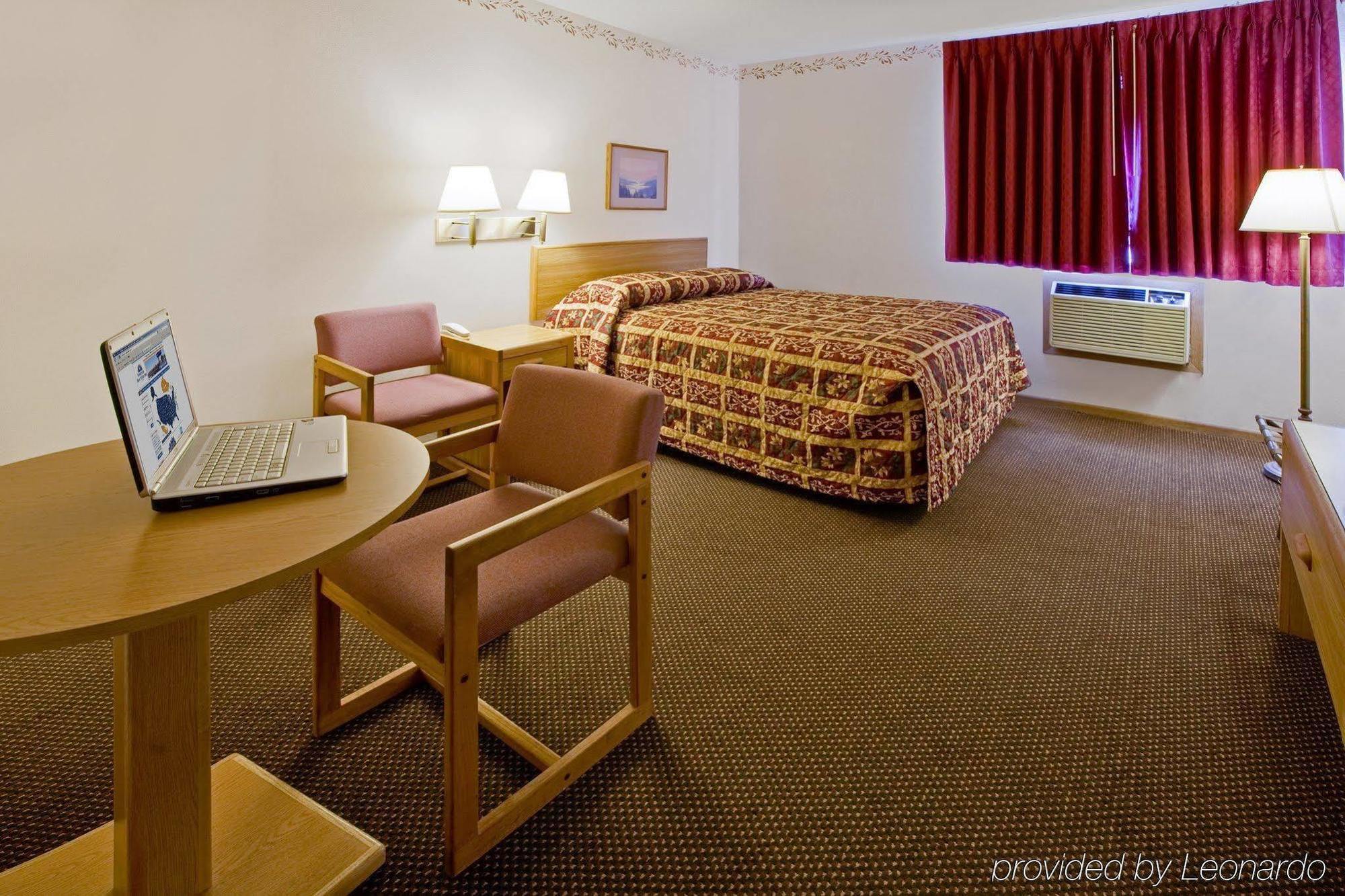 Motel 712