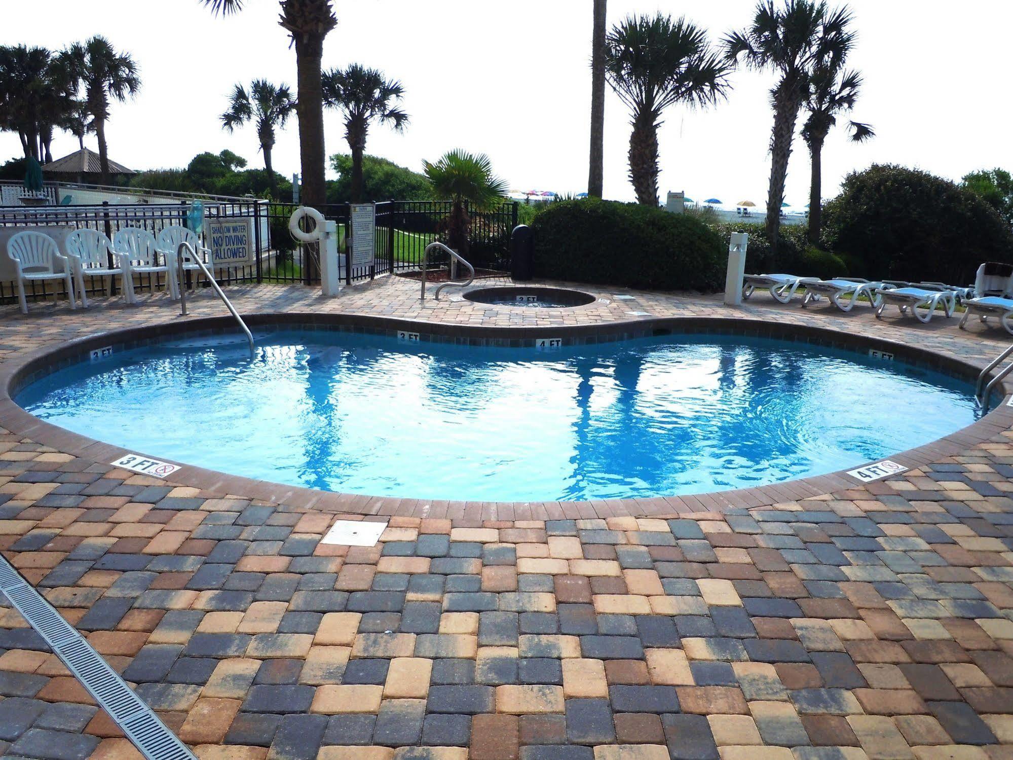 Schooner Ii And Racquet Club 3*