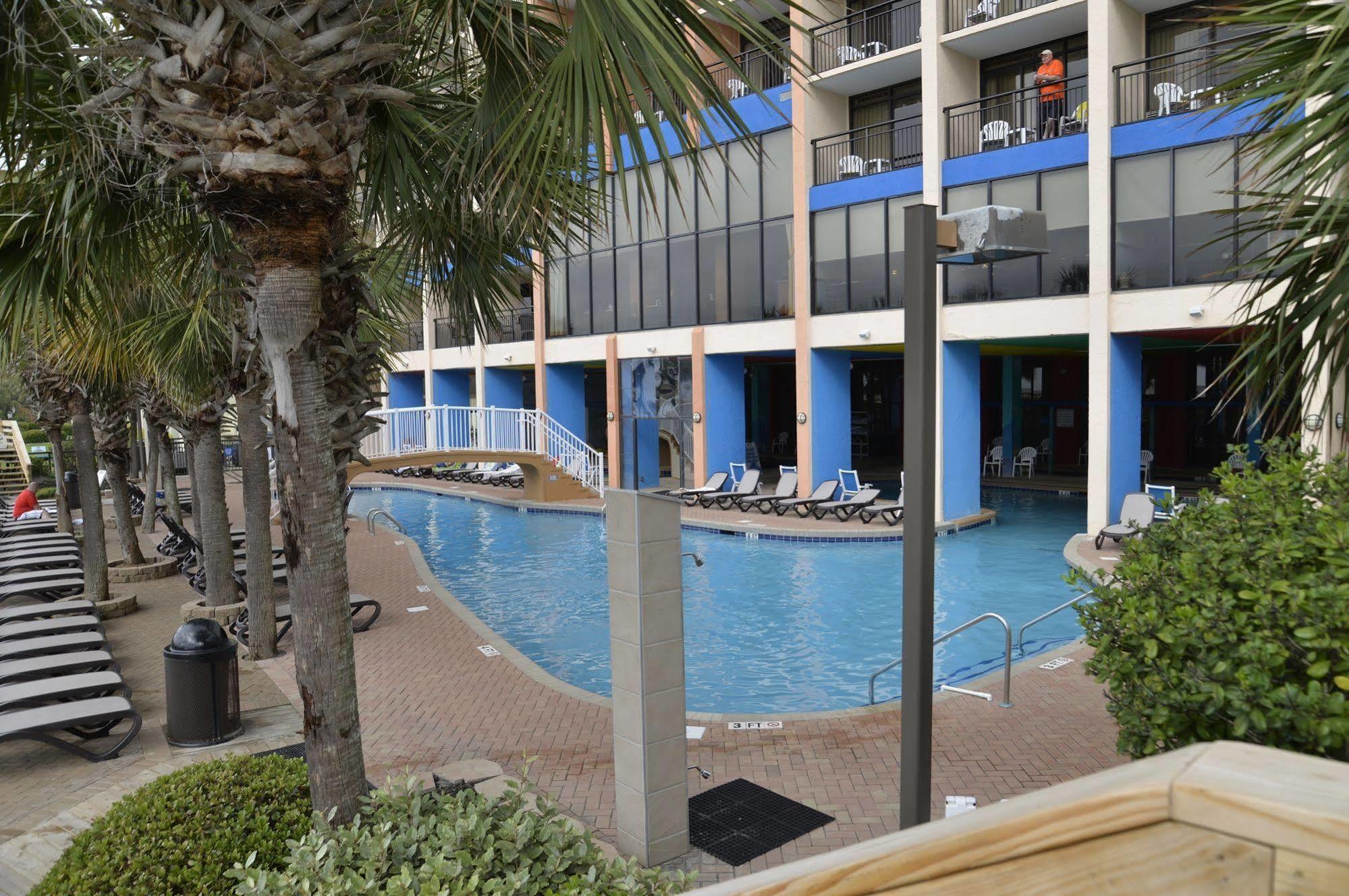 Monterey Bay Resort 3*