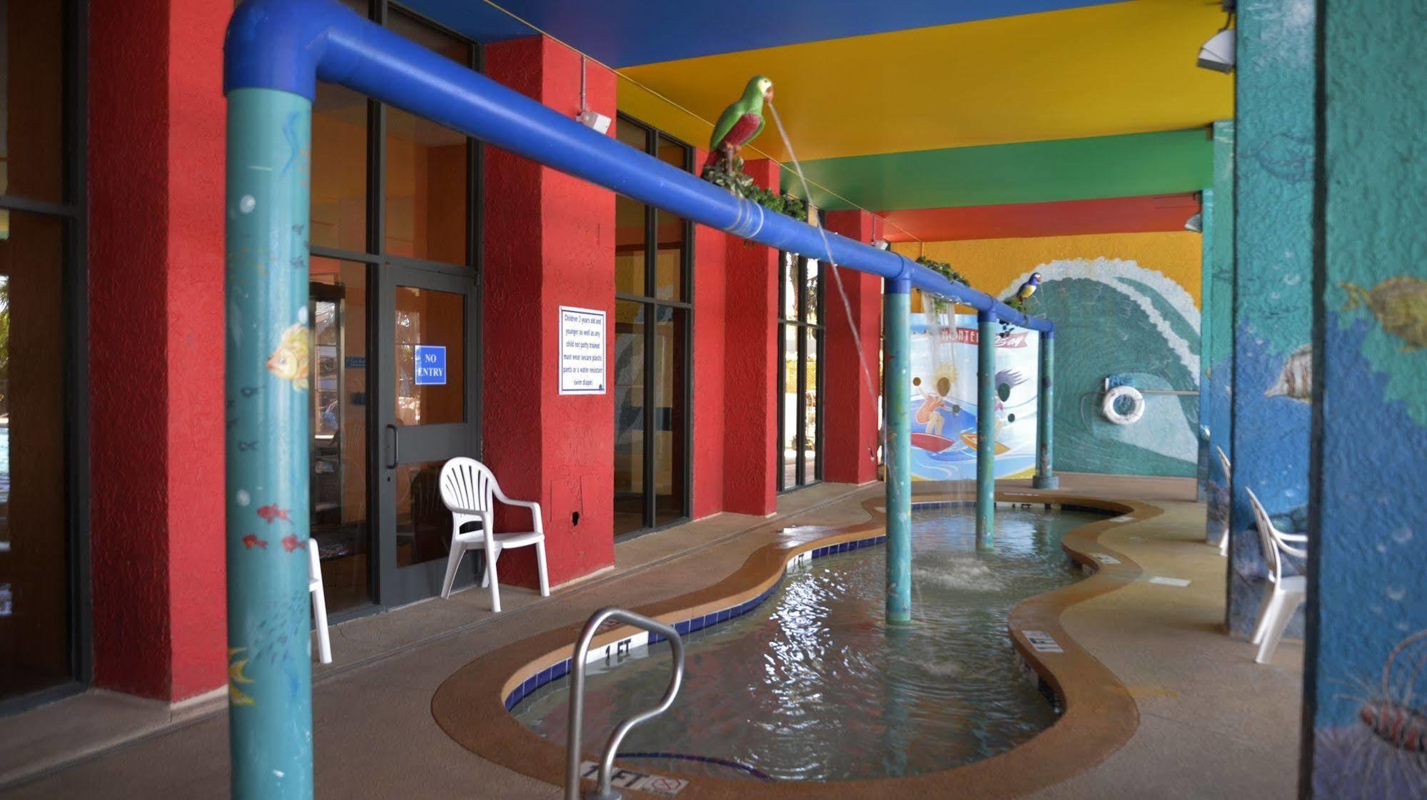 Resort Monterey Bay 3*