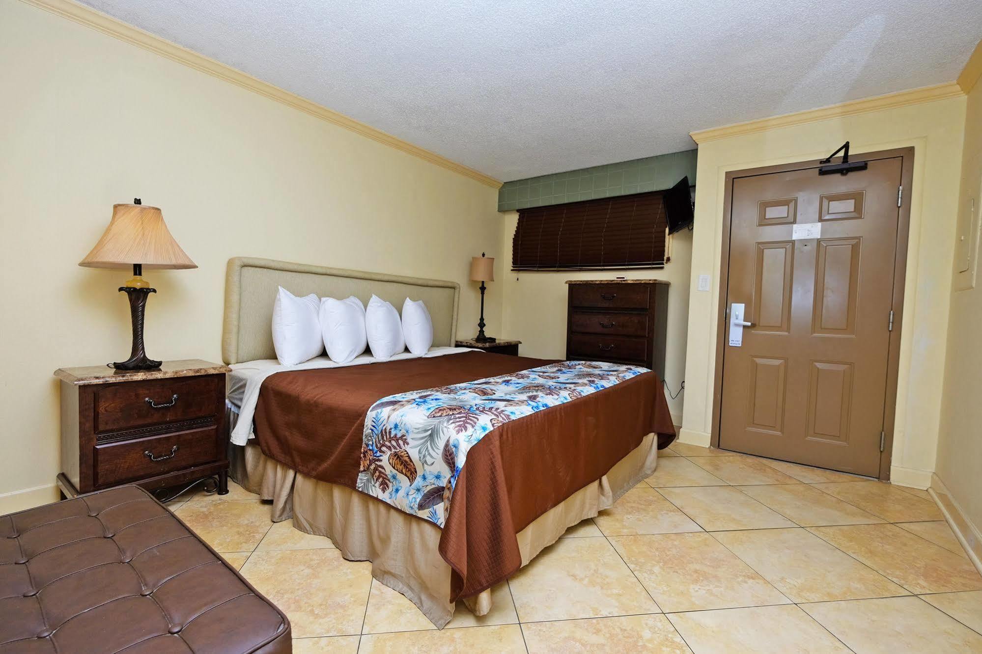 Hotel Meridian Plaza By Vacations 3*