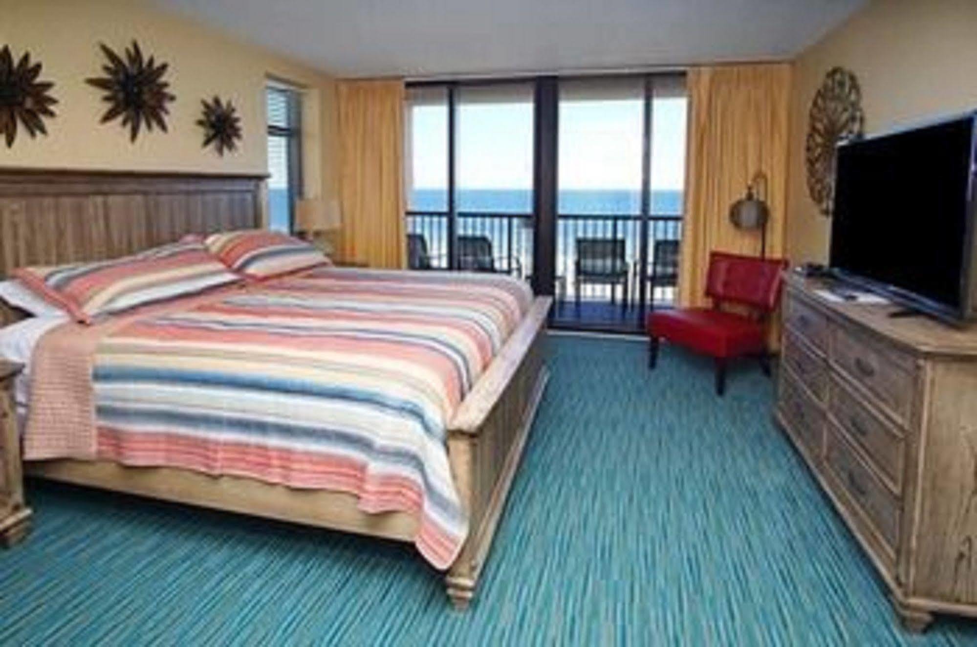 Colony Resort