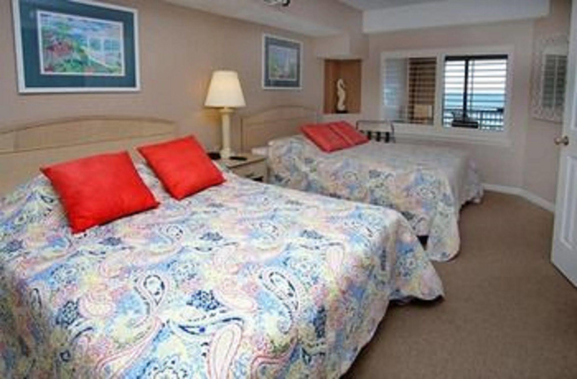 Colony Resort 3*