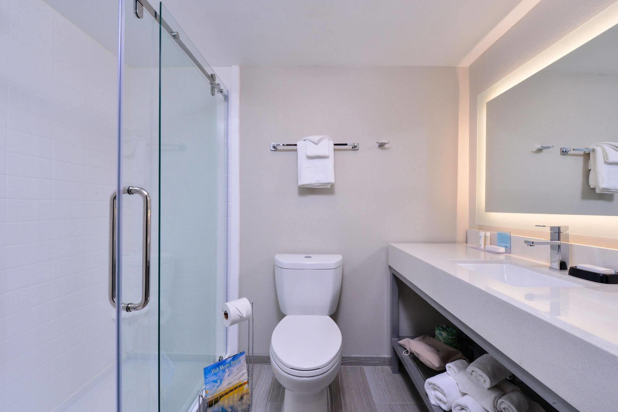 Inn Shores 3*