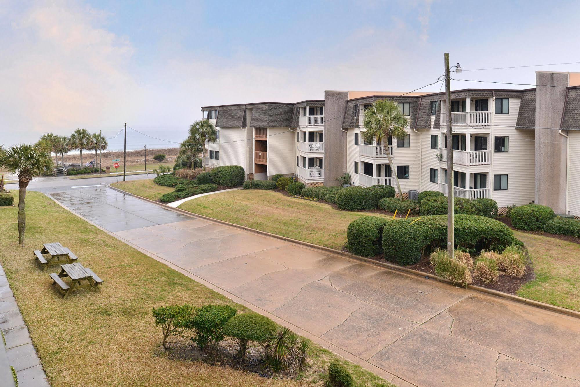 Shores Inn