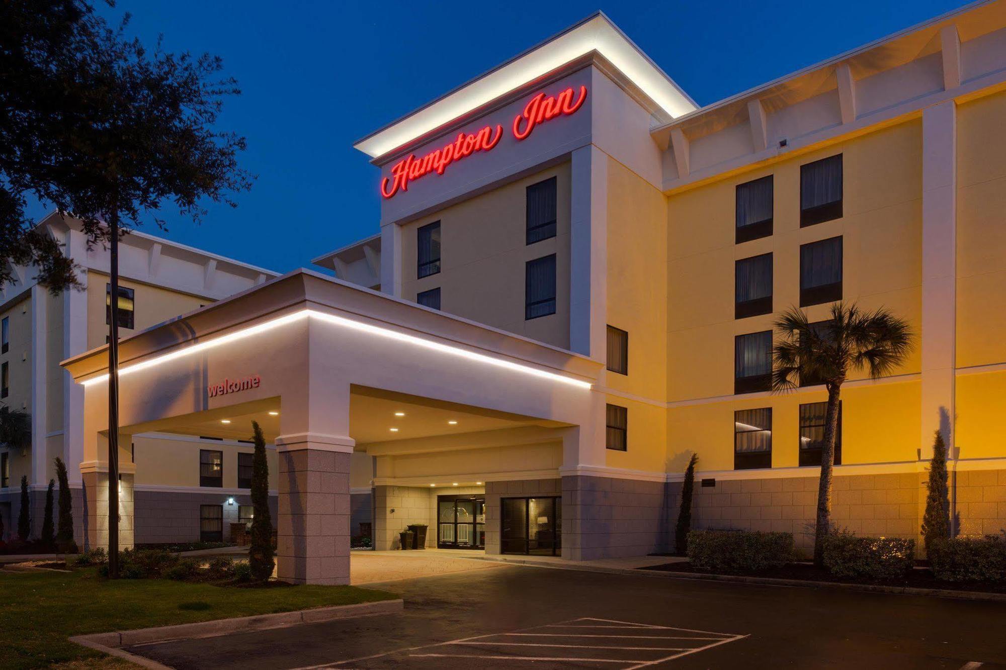 Hotel Hampton Northwood