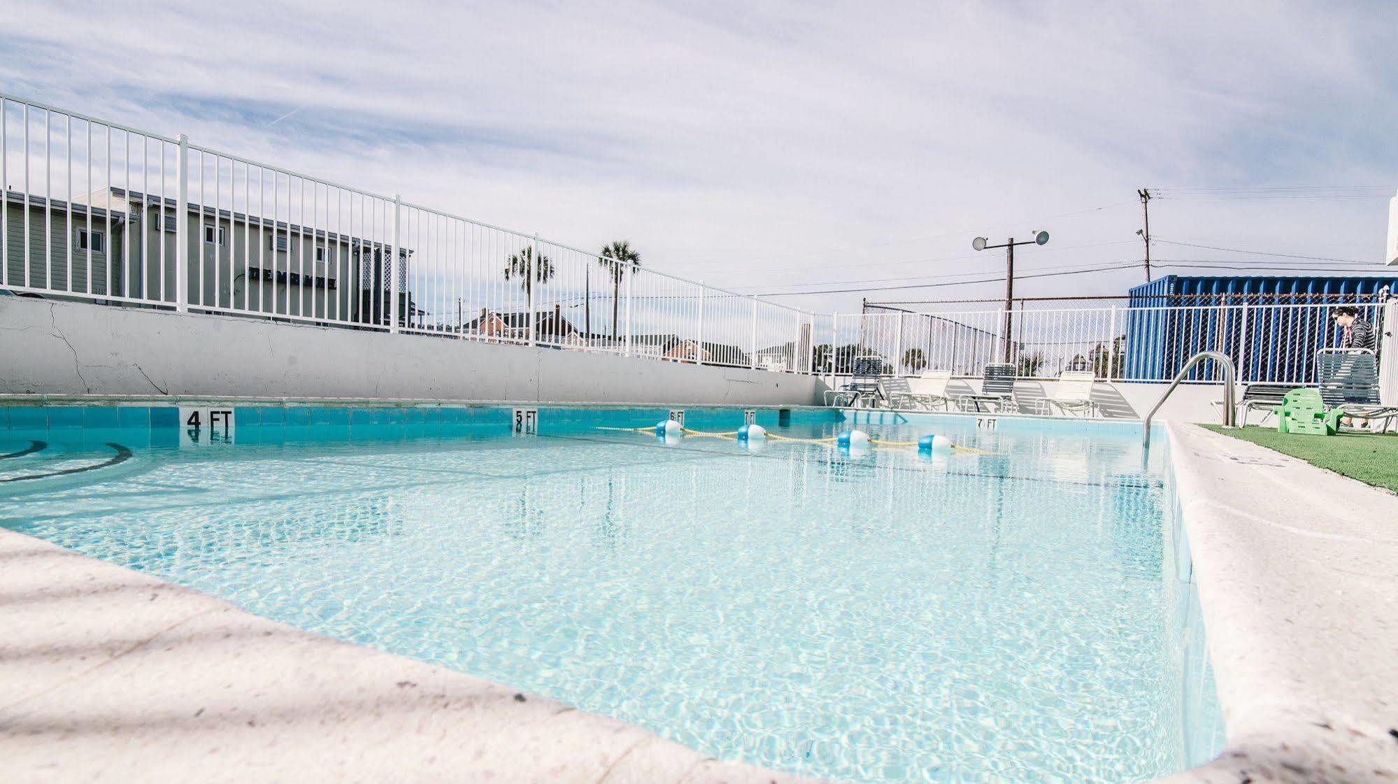 Midtown Hotel