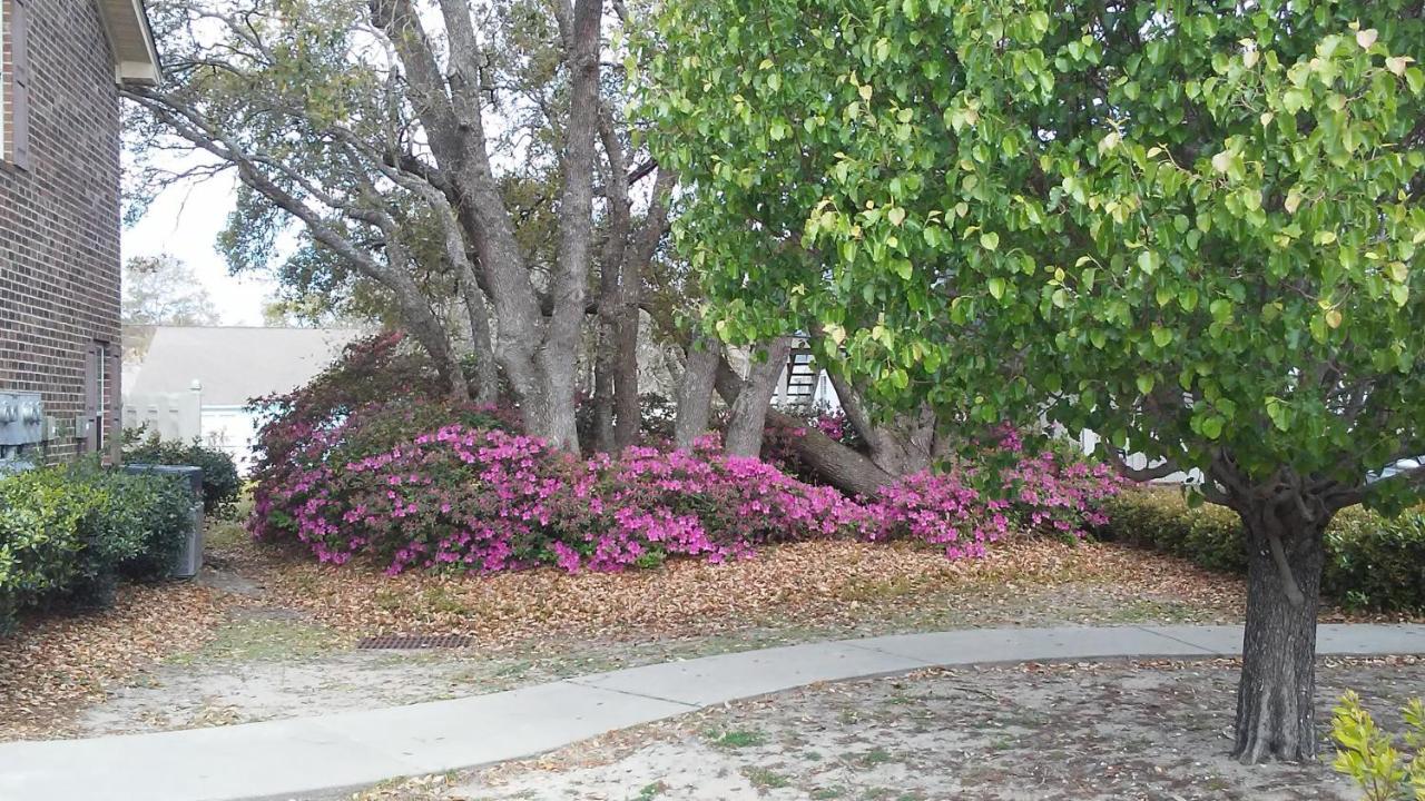 Apache Town Homes Apartment