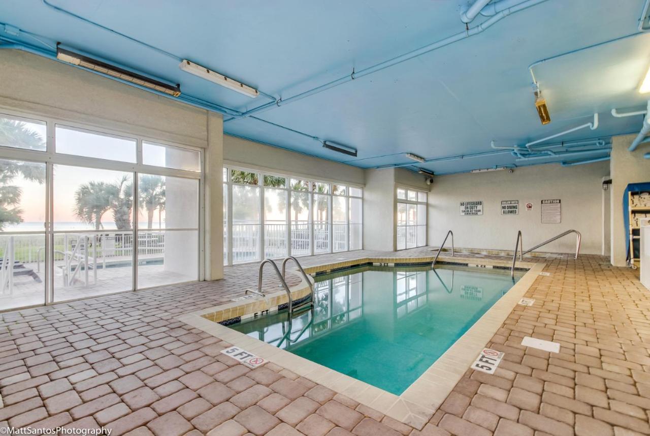 Apartment Bright Atmosphere Oceanfront Breakers Sailfish