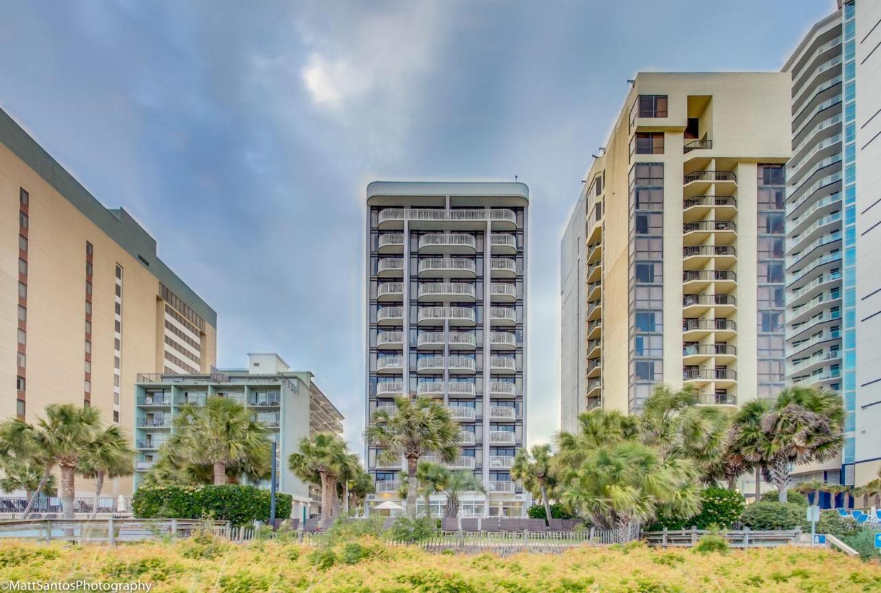 Bright Atmosphere Oceanfront Breakers Sailfish Apartment