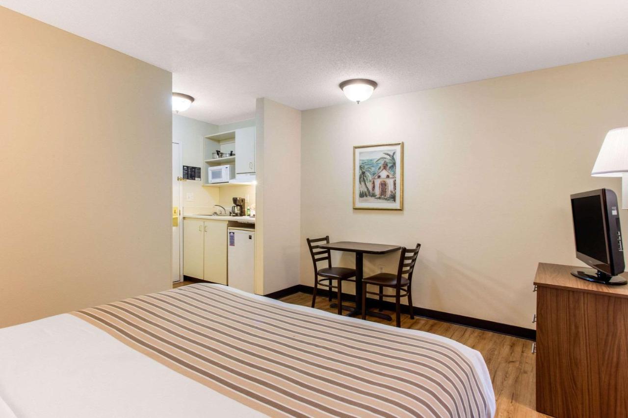 6 Myrtle Beach, Sc 2*