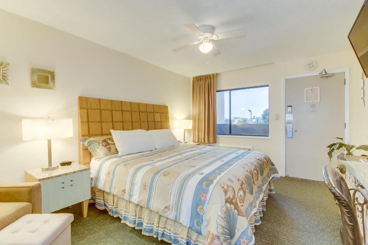 The Palms 104