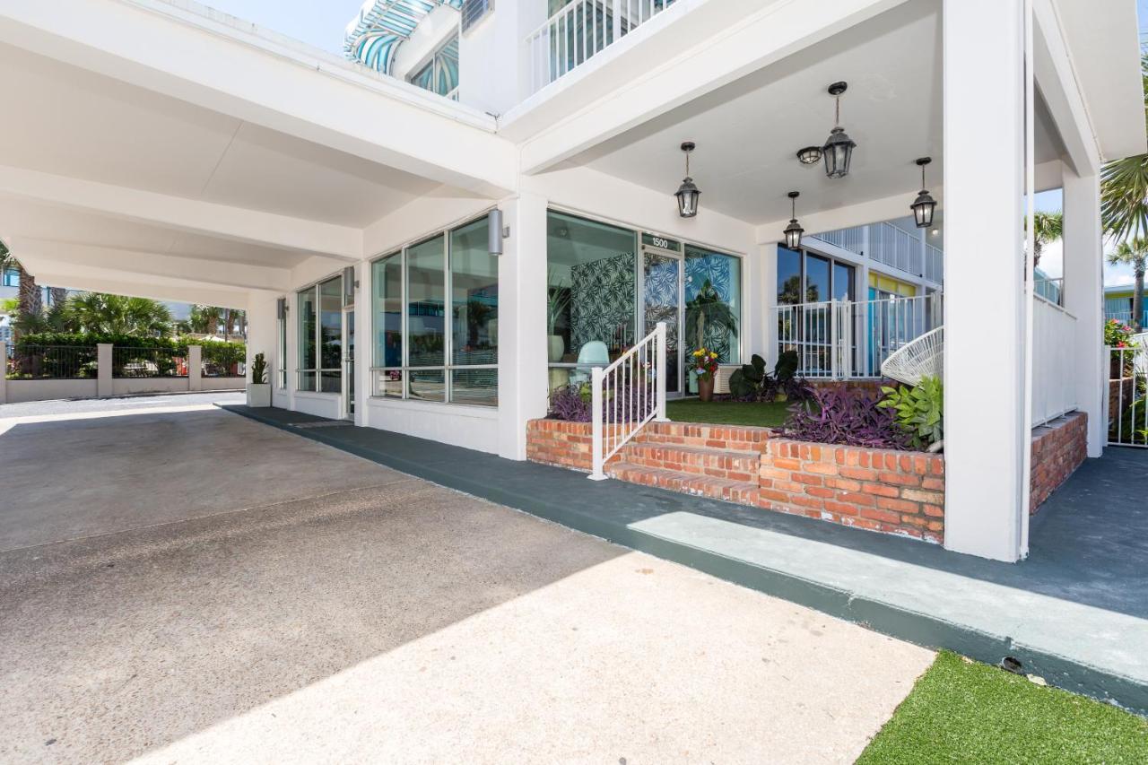 Waikiki Village 3*