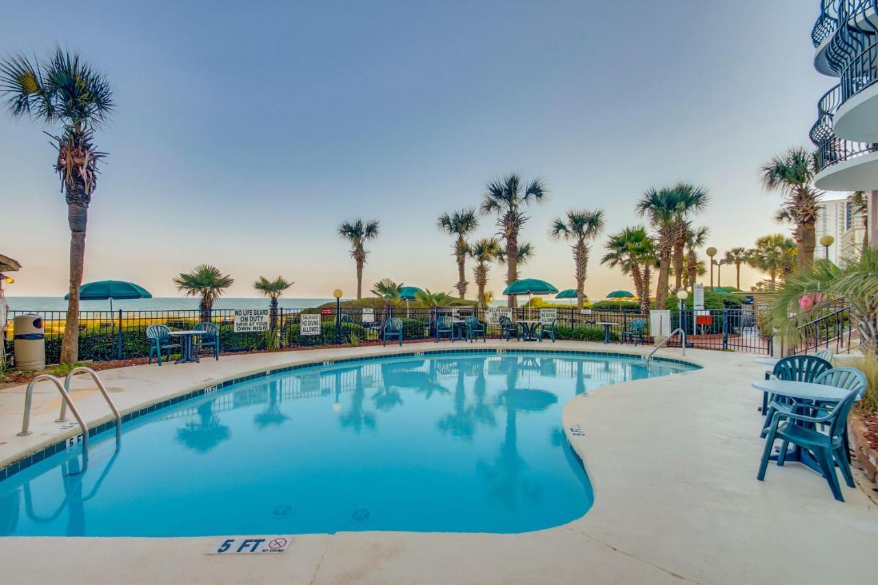 The Palms 104 *