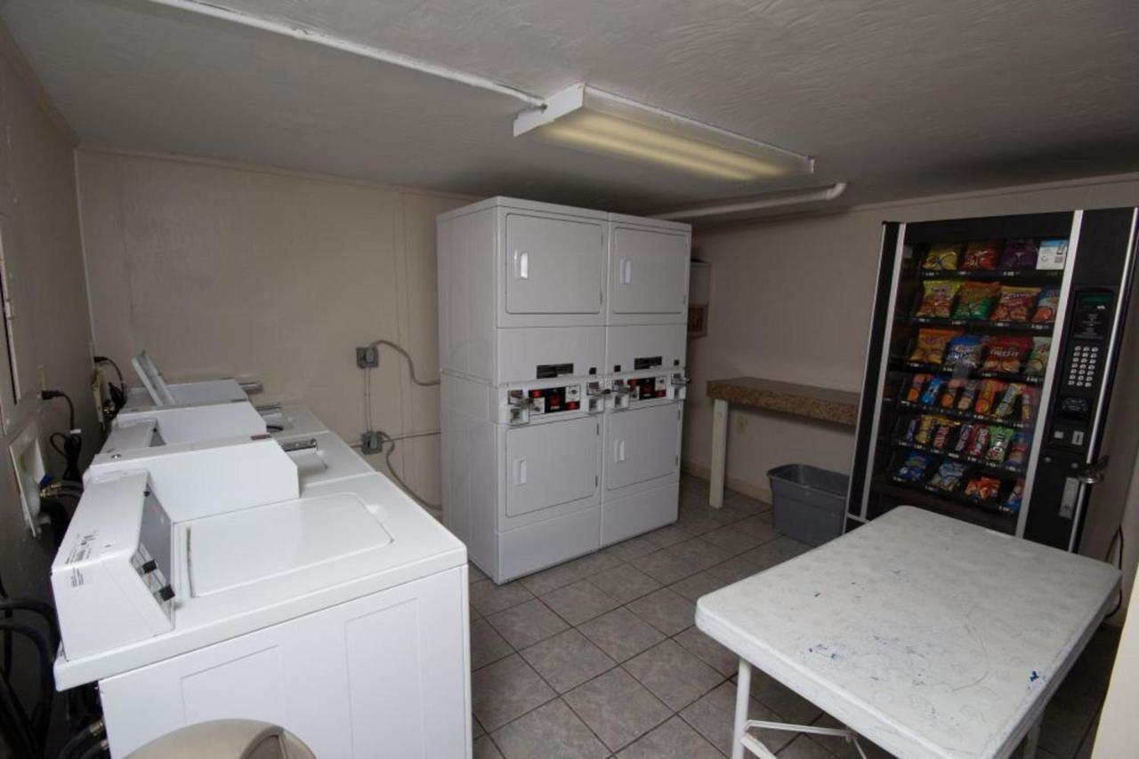 Location!!! Oceanfront At Meridian Plaza