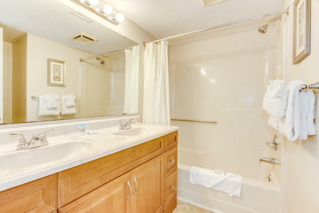 Beachfront Luxury W Private Balcony At Meridian Plaza *