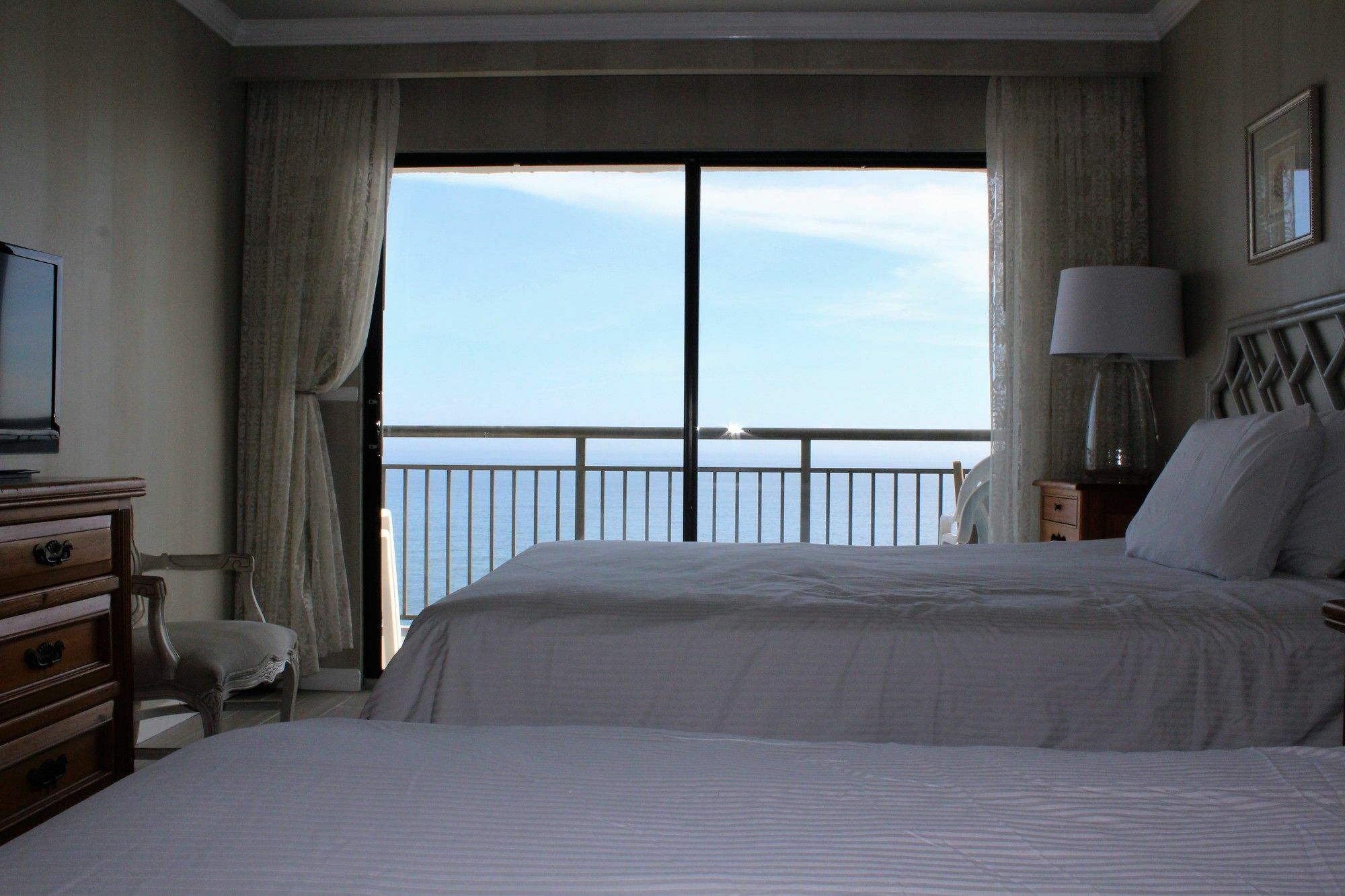 Bluewater 1501 Apartment