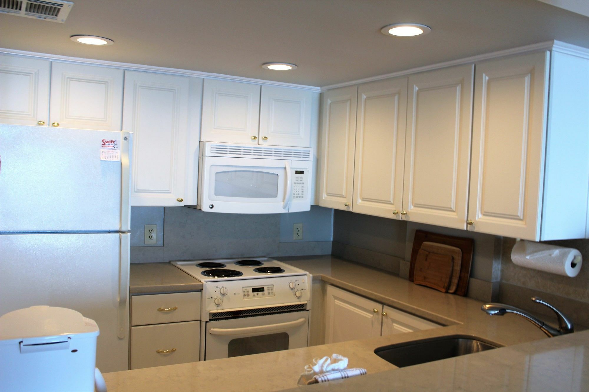 Bluewater 1501 Apartment *