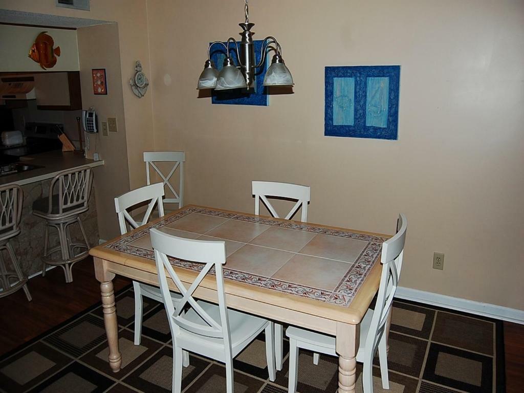 Heron Pointe Apartment *