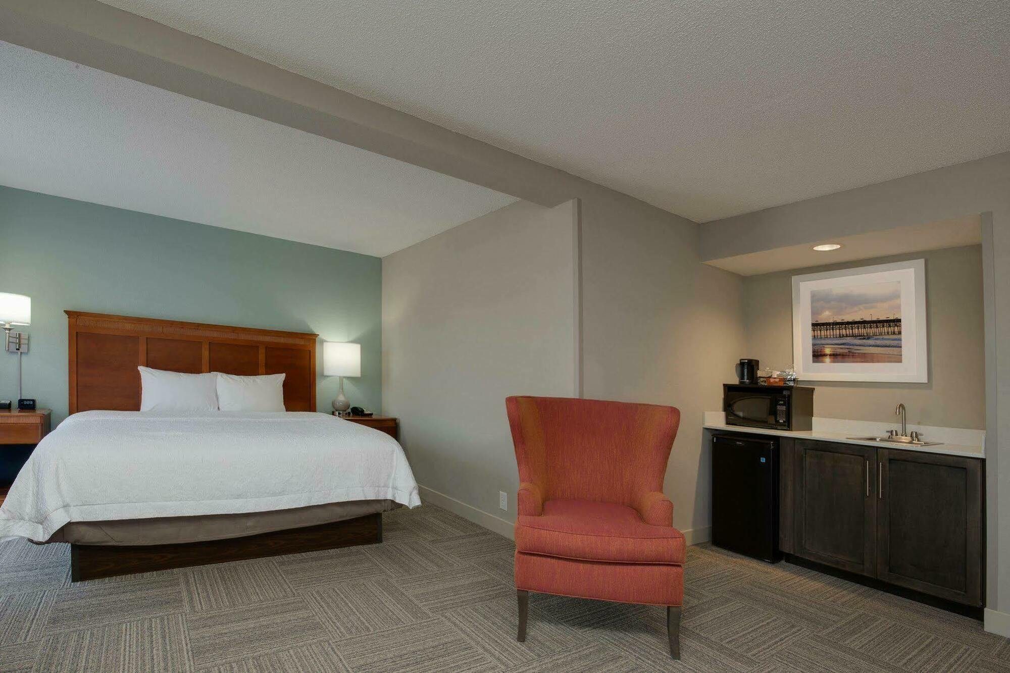 Hampton Northwood Hotel